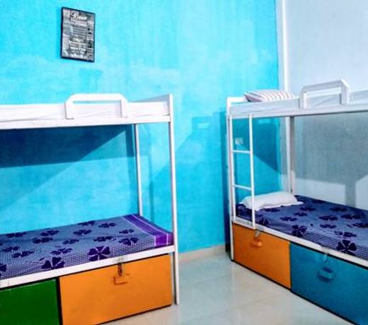 Zigzag Homestay