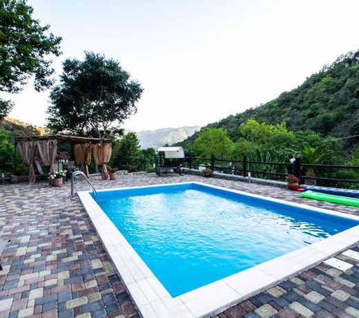 Le Muse Country House - Gole Alcantara