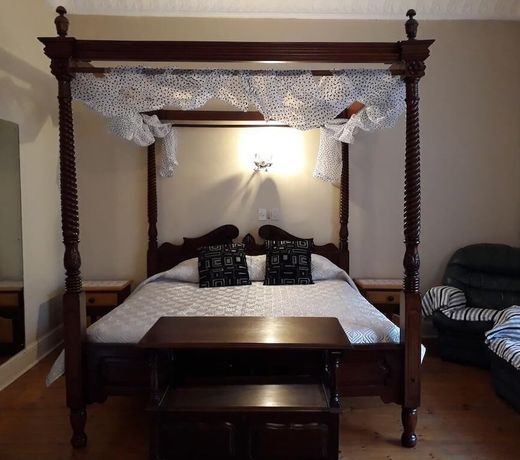 Upper Houghton Guesthouse