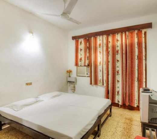 Hotel Kismat Mahal