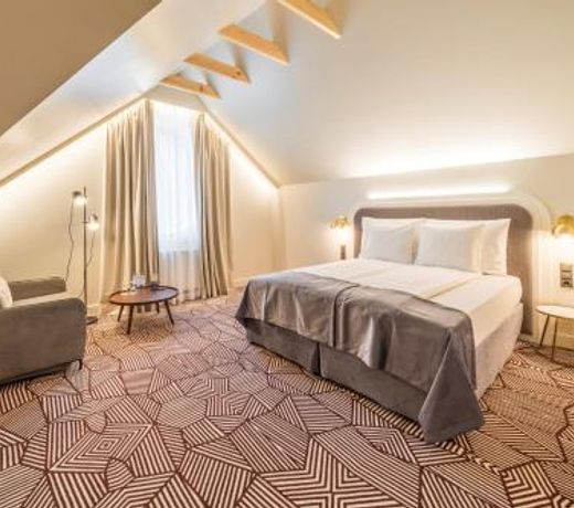 Wellton Riverside SPA Hotel