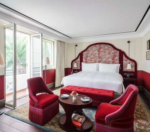 Maxwell Reserve Singapore, Autograph Collection