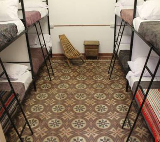 Casa Artigas Hostel