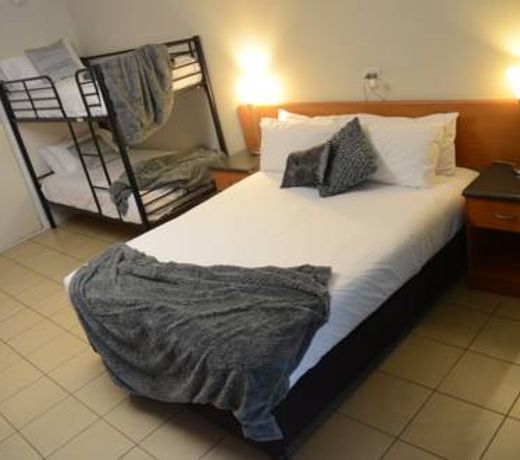 South Gladstone Motel