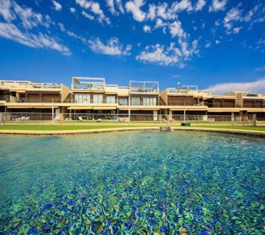Penthouse 2 bedrooms in Mil Palmeras