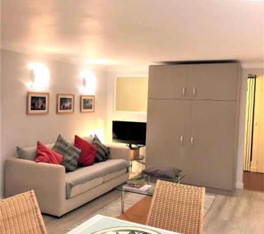 Palm Beach: 2BR on the first floor of a bourgeois house