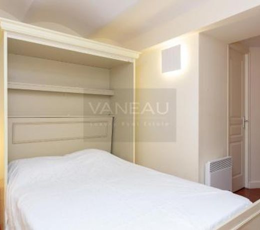 Palm Beach: 2BR on the first floor of a bourgeois house