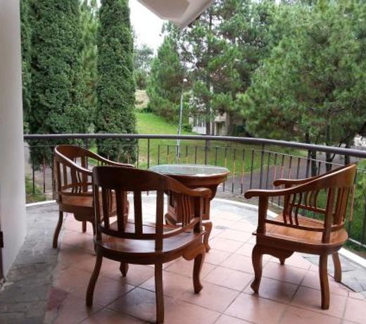 VILLA 5CEMARA
