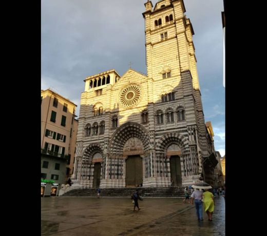 " Dal Duomo di San Lorenzo " mansarda con ascensore