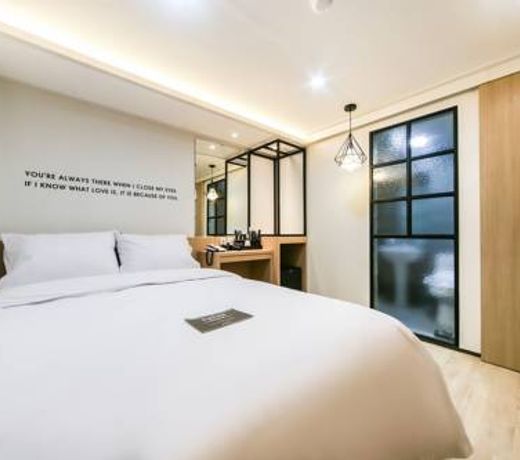 Hotel On