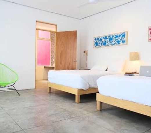 Hotel Mama Carlota