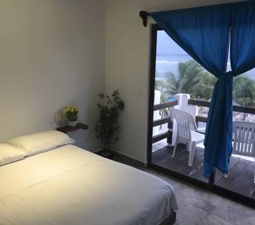 Hotel Blue Reef frente al mar