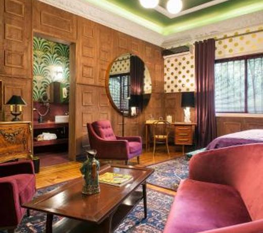 Pug Seal Polanco Anatole France