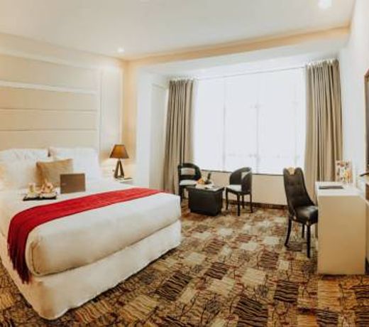 Nobility Grand Hotel
