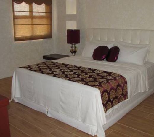 RJ Resorts