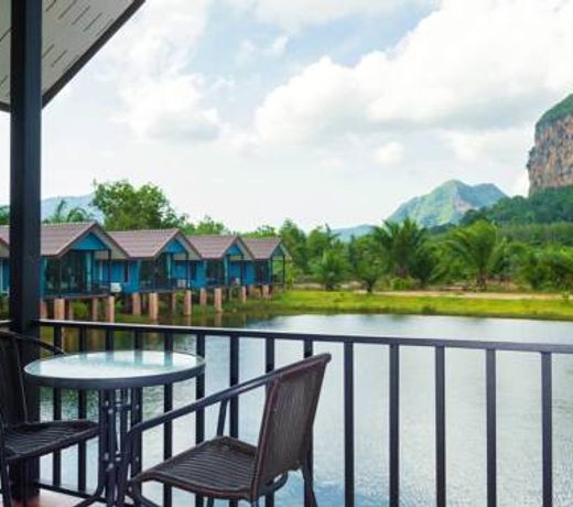 Baannai Lake View Resort
