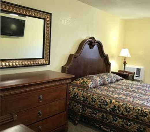 Hacienda Motel