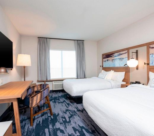 Fairfield Inn & Suites by Marriott Fair Oaks Farms