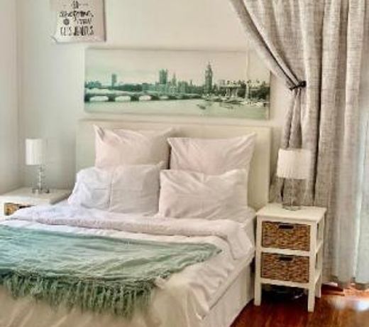 Beautiful 2 bedrooms in Century City