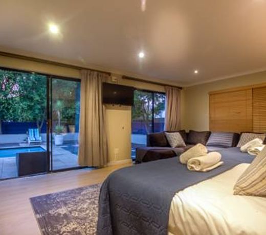 Atlantic Bay Lodge