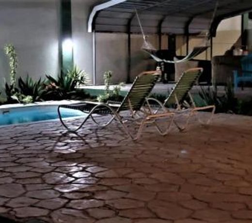 Jade's Oasis