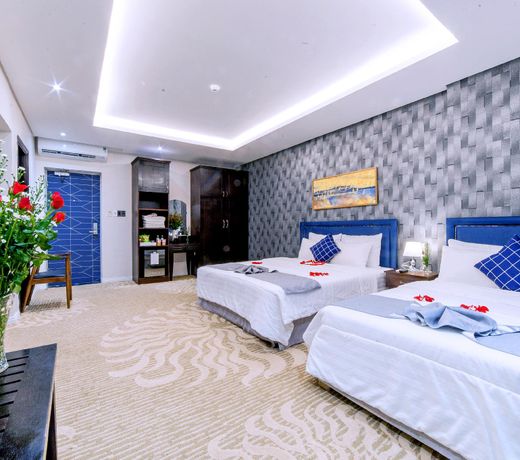 Thu Trang Beachfront Hotel
