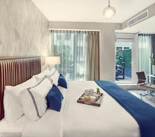Artezen Hotel
