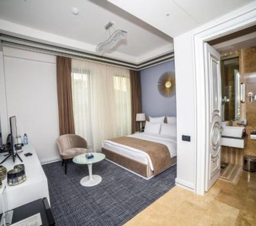 Aghababyan's Hotel