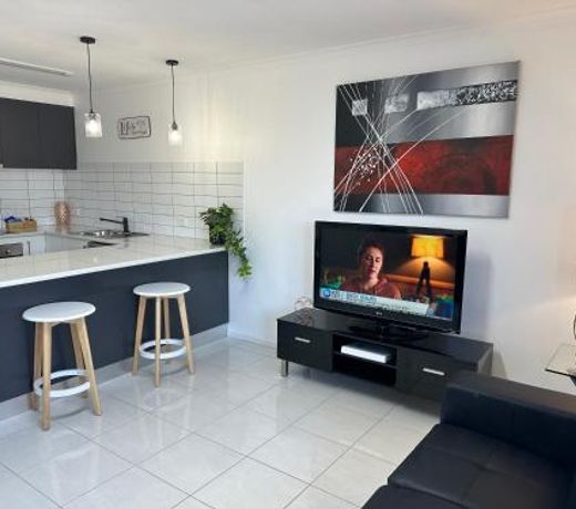 Allure Apartments - Central