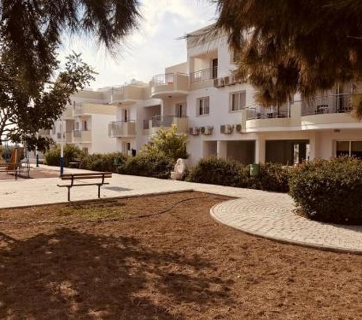 Oceania Bay Village
