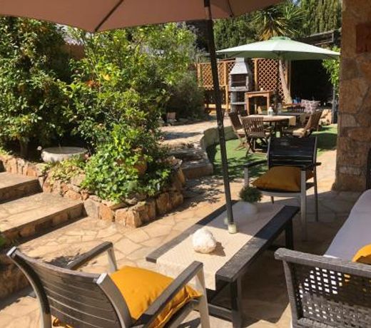Cala Canyelles Holidays Apartments