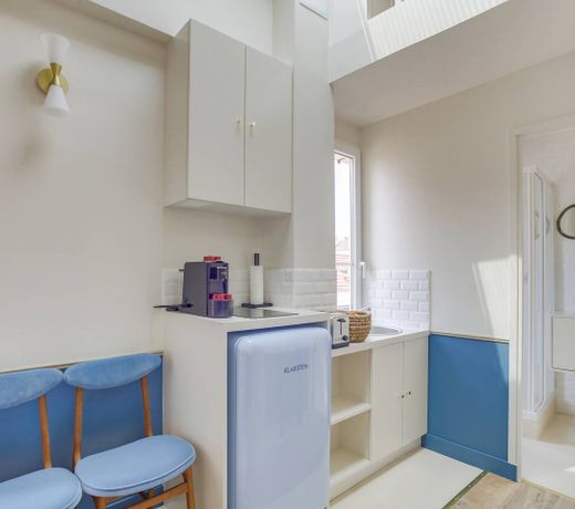 Nice studio near Porte Versailles B1