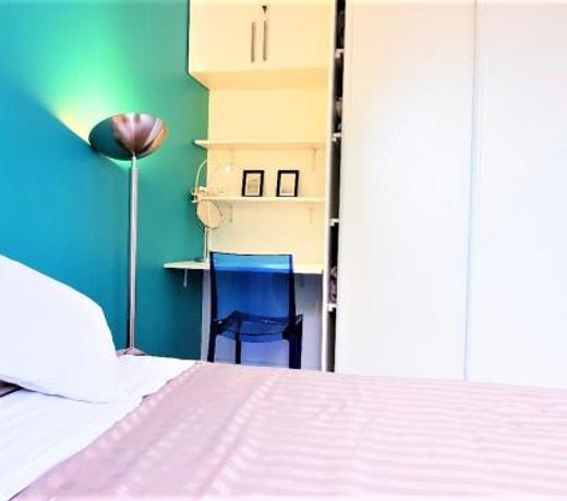 Chambre privee entre Paris et Disneyland