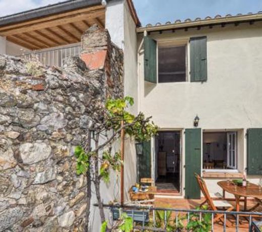 Nice home in CERET with 2 Bedrooms and WiFi
