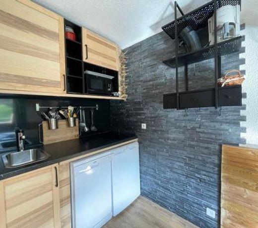 Studio Les Menuires, 1 piÃ¨ce, 3 personnes - FR-1-452-91