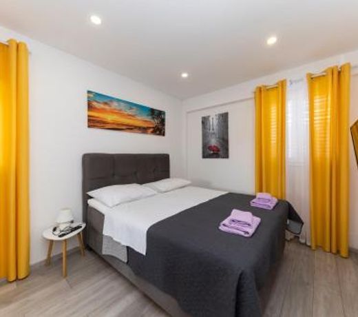 Family apartments Zadar