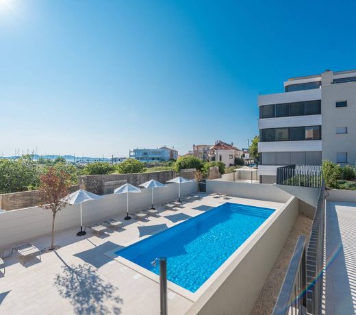 Luxury Penthouse Cosmacendi