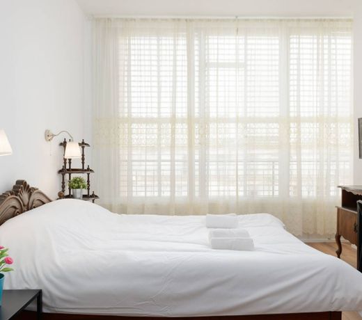 2 Herzel Beach Apartment by Paybox-Rentals