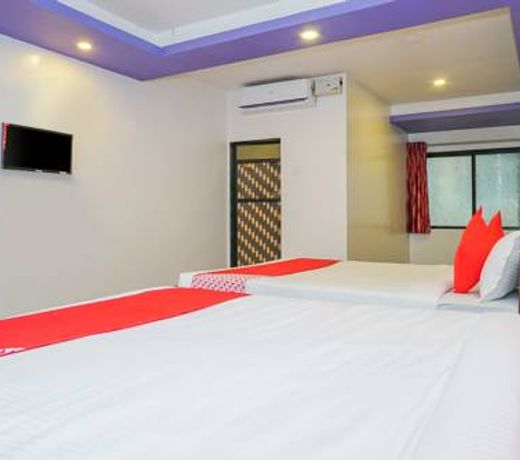 OYO 18653 Hotel Swami Samarth