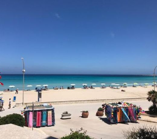 Casa Blu sul mare e centralissima