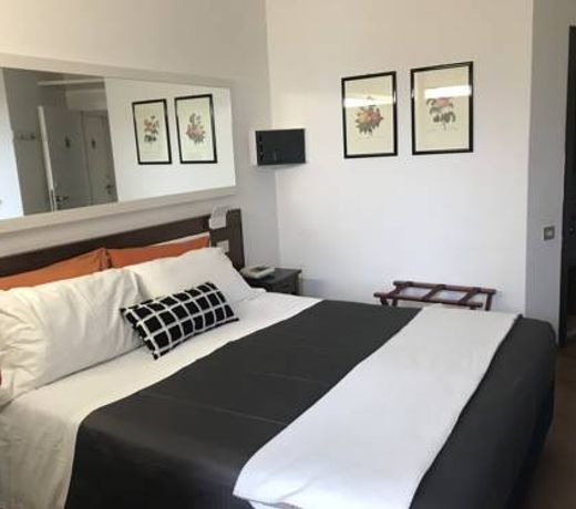 Piccolo Hotel
