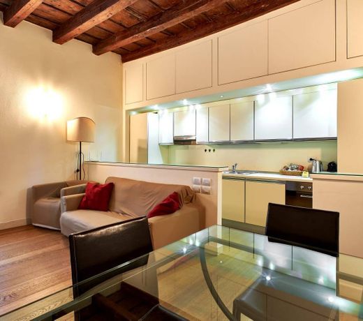 Casa Vacanza del Barone via Broseta 13