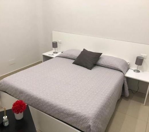Hoa Suites