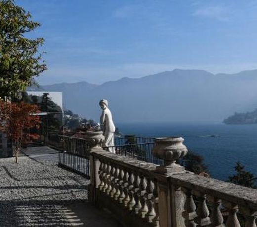 VILLA PARADISO AU LAC