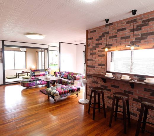3F Apartment On Henza Island