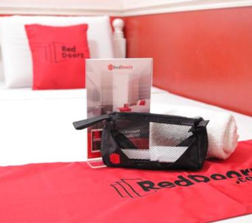 RedDoorz @ Bonifacio St Cebu