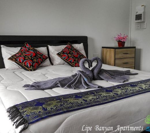 Lipe Banyan Apartments