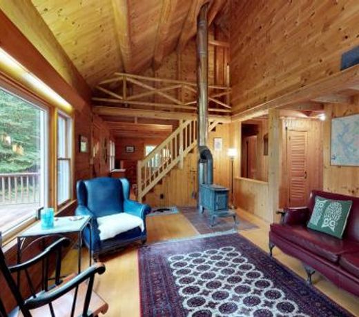 Charloon Cabin