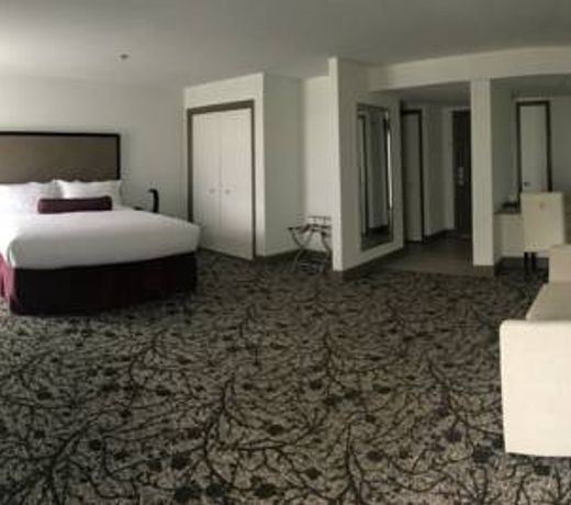 Regalia Hotel & Conference Center