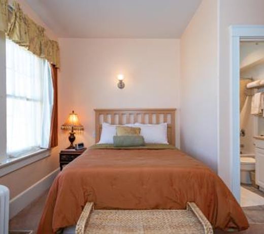 Historic Hotel Condon